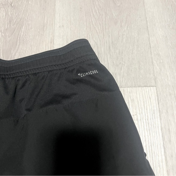 Adidas Printing Straight Sports Shorts Men’s Black Size Medium Black DU0874 EUC - Picture 4 of 10